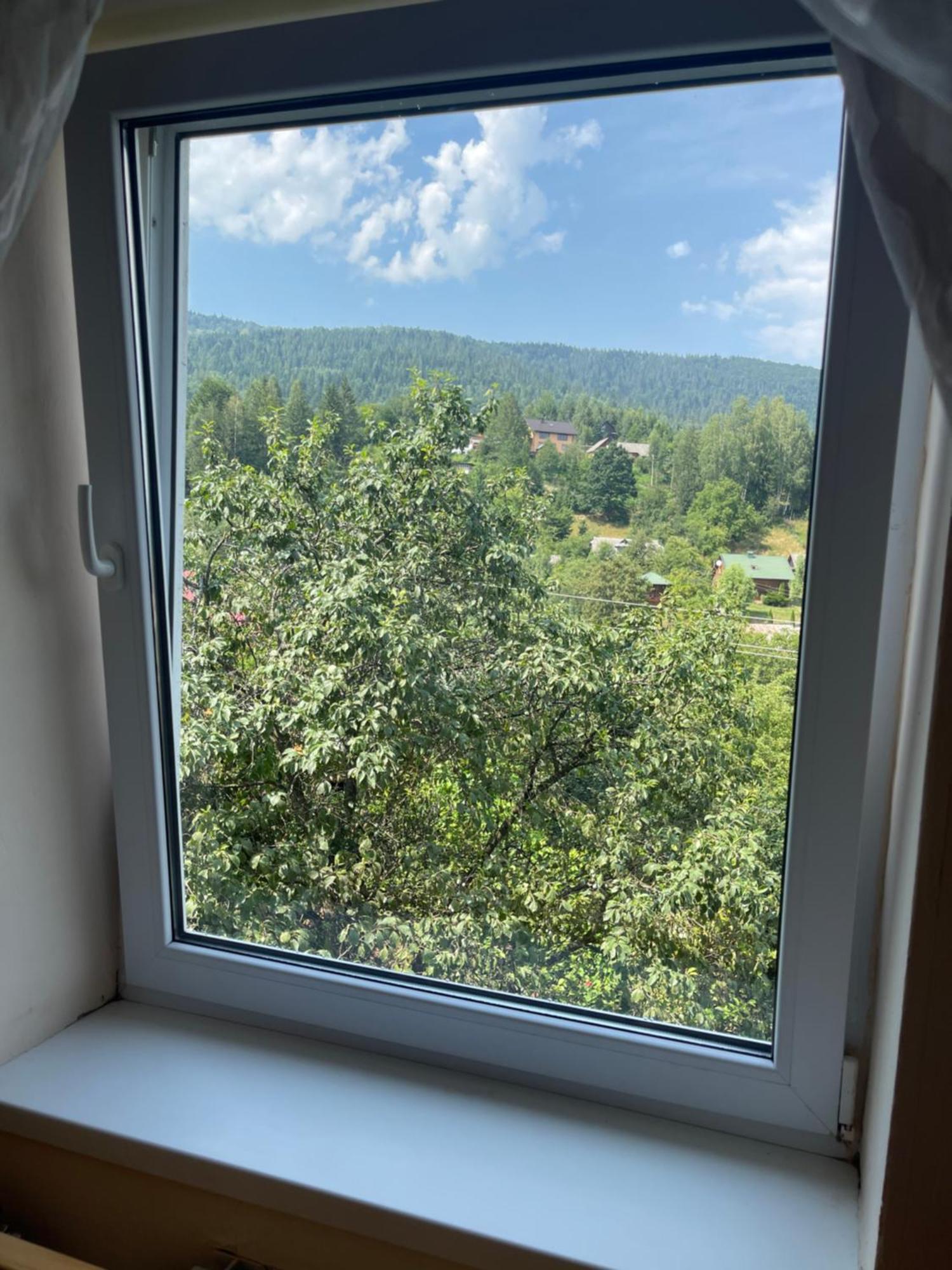 Ferienwohnung Zabava Jaremtsche Exterior foto
